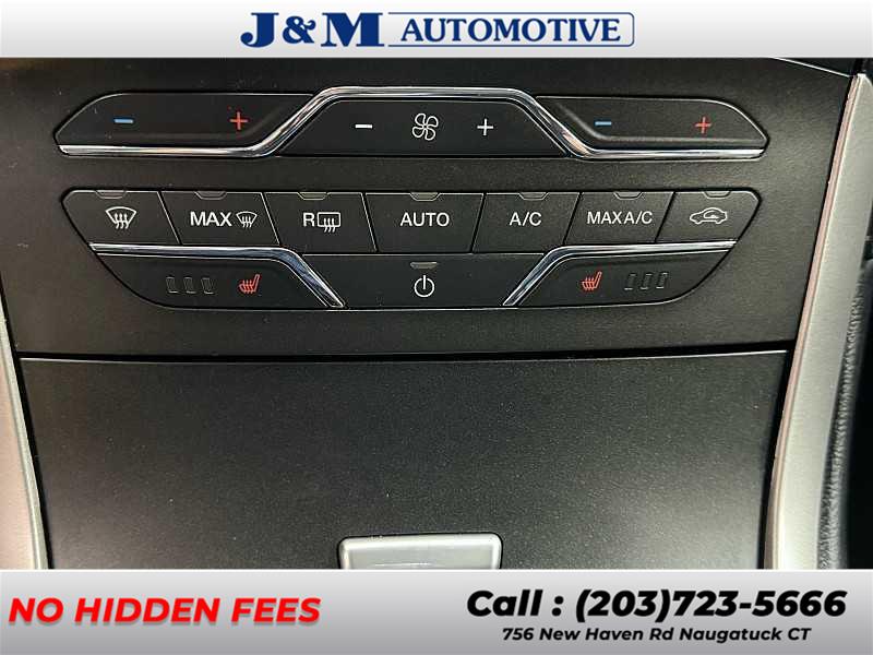 2018 Ford Edge SEL photo