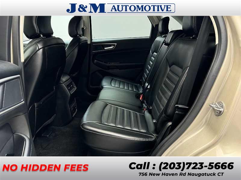 2018 Ford Edge SEL photo