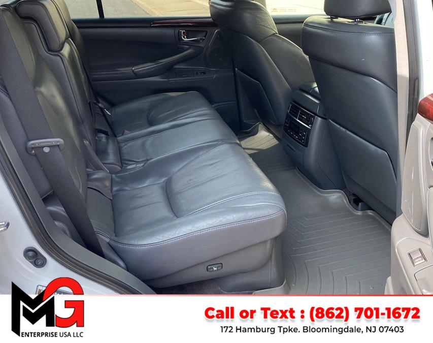2010 Lexus LX 570 photo