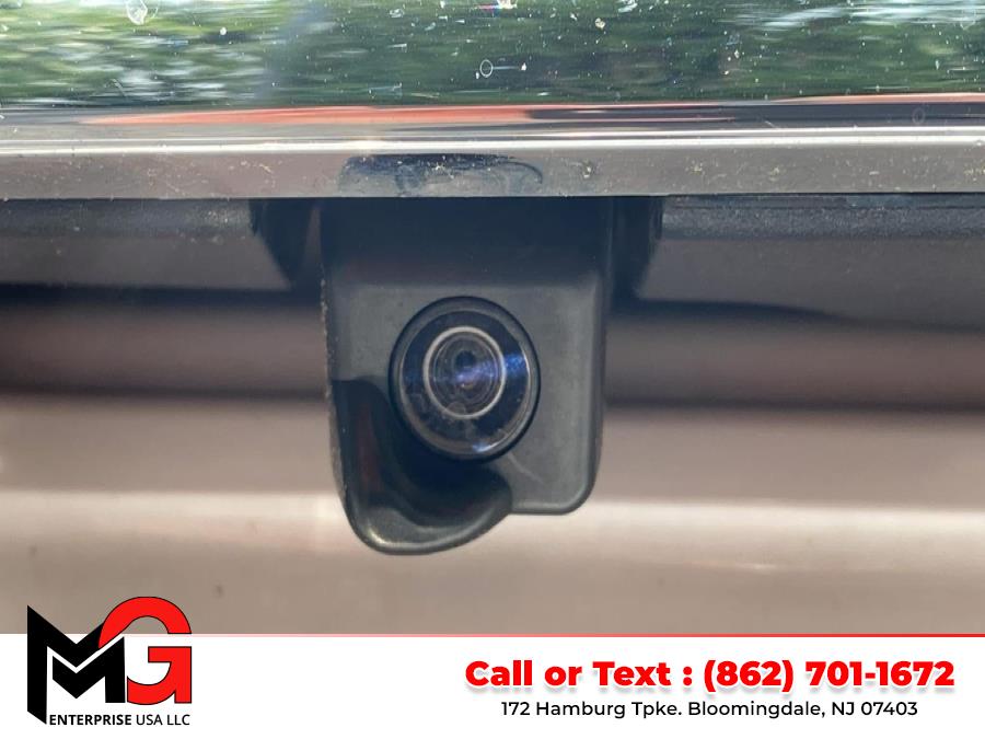 2010 Lexus LX 570 photo