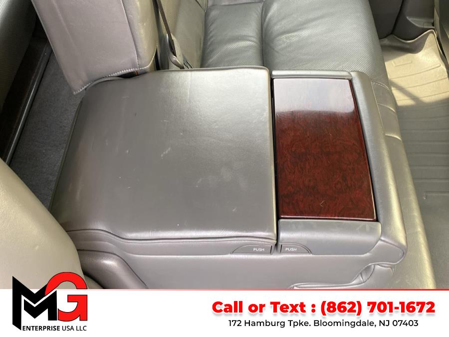 2010 Lexus LX 570 photo