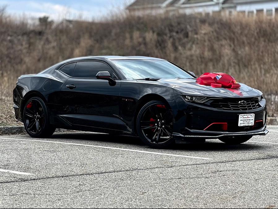 2023 Chevrolet Camaro 2dr Cpe 2LT photo