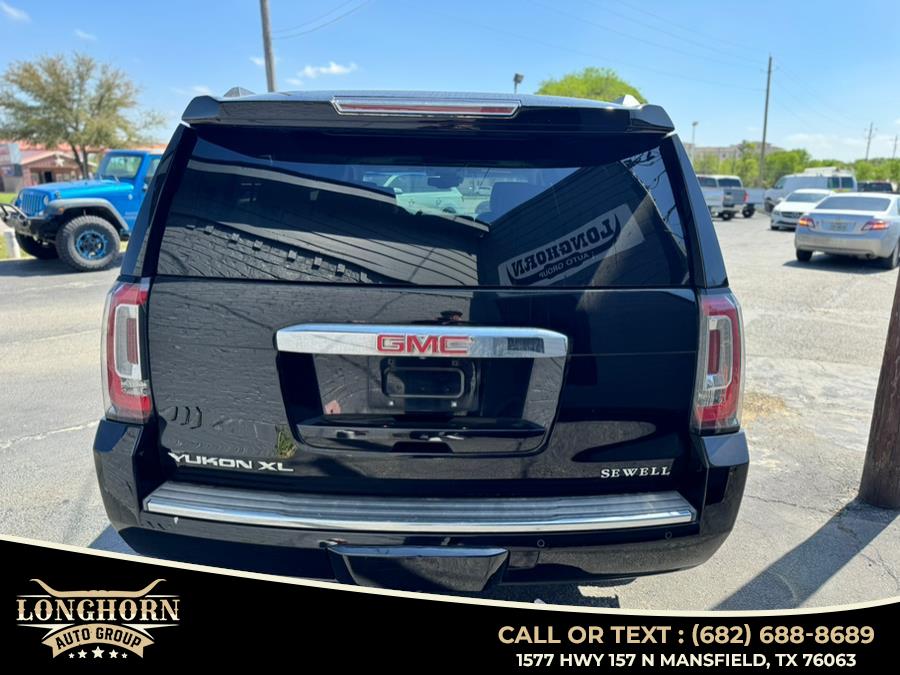 2015 GMC Yukon XL Denali photo