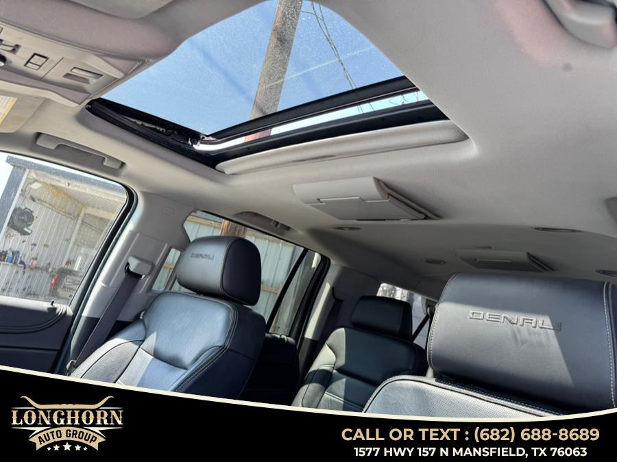 2015 GMC Yukon XL Denali photo