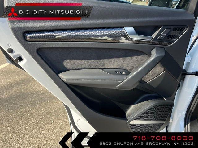 2019 Audi SQ5 3.0T Premium Plus photo