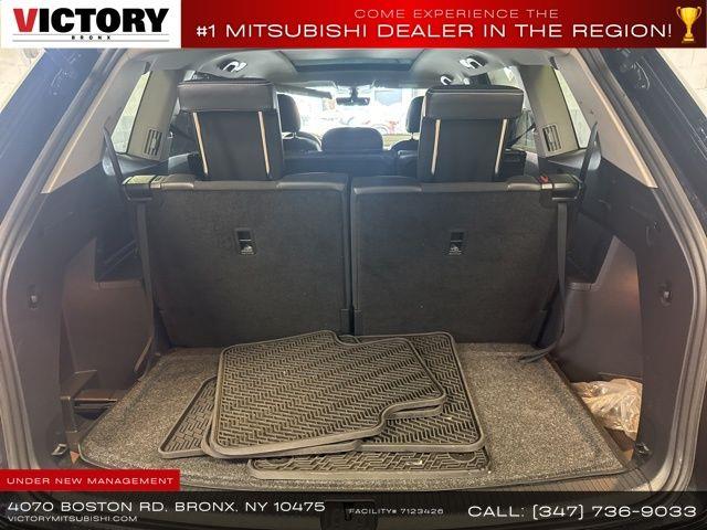2022 Volkswagen Atlas 3.6L V6 SE w/Technology photo