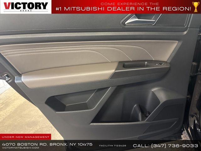 2022 Volkswagen Atlas 3.6L V6 SE w/Technology photo