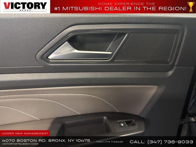 2022 Volkswagen Atlas 3.6L V6 SE w/Technology photo