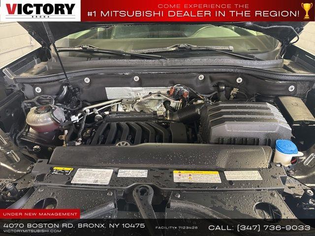 2022 Volkswagen Atlas 3.6L V6 SE w/Technology photo