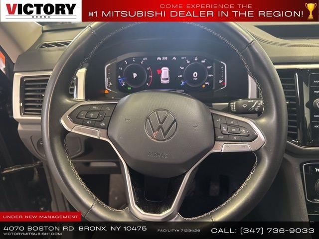 2022 Volkswagen Atlas 3.6L V6 SE w/Technology photo