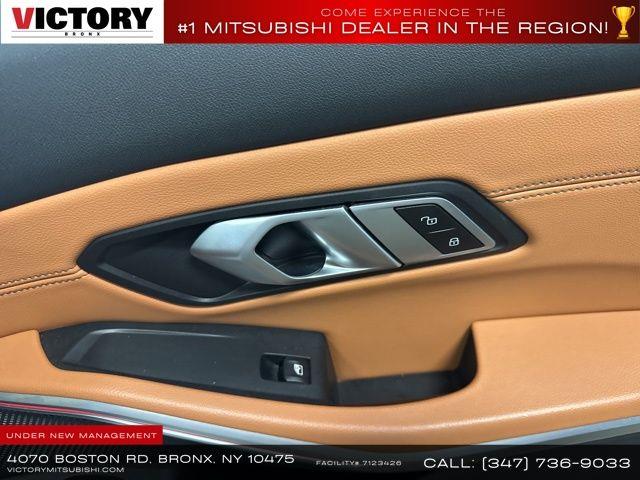 2021 BMW 3-Series 330i xDrive photo