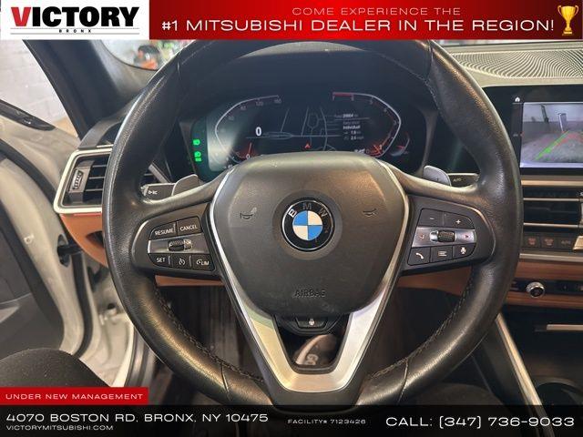 2021 BMW 3-Series 330i xDrive photo