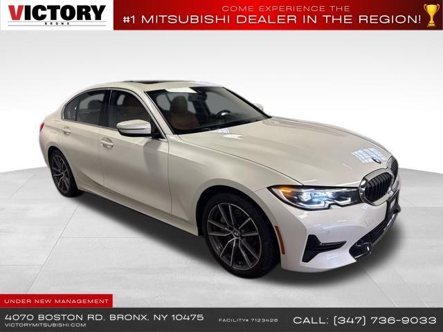 2021 BMW 3-Series 330i xDrive photo