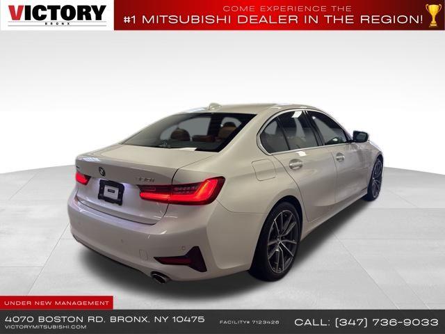 2021 BMW 3-Series 330i xDrive photo