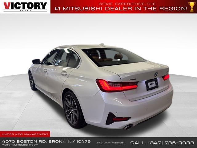 2021 BMW 3-Series 330i xDrive photo