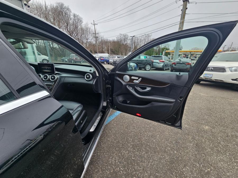 2017 Mercedes-Benz C 300 LOW MILES!! photo