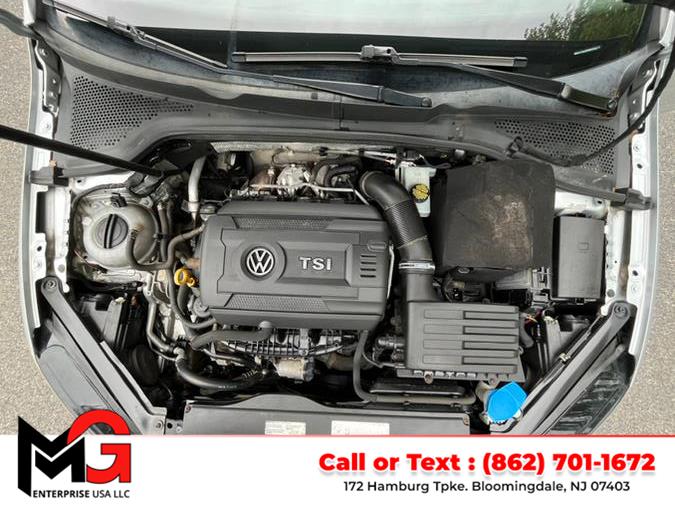 2017 Volkswagen Golf Gti 2.0T 4-Door Sport Manual photo