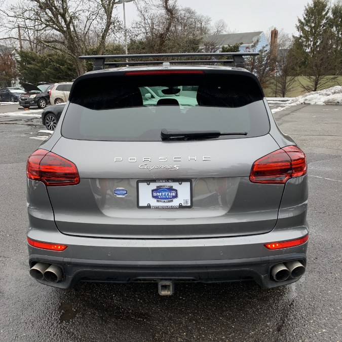 2016 Porsche Cayenne AWD 4dr S photo
