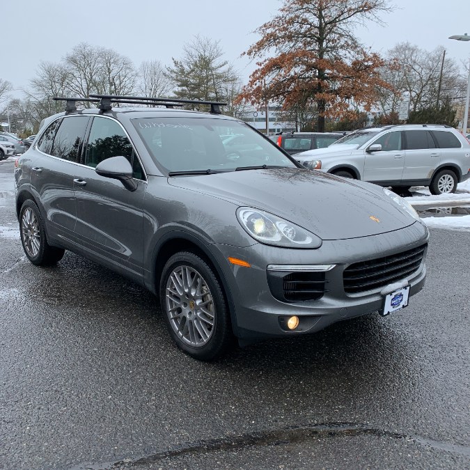 2016 Porsche Cayenne AWD 4dr S photo