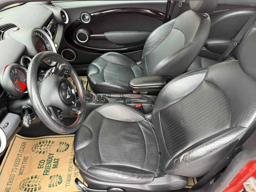 2013 MINI Cooper John Cooper Works photo