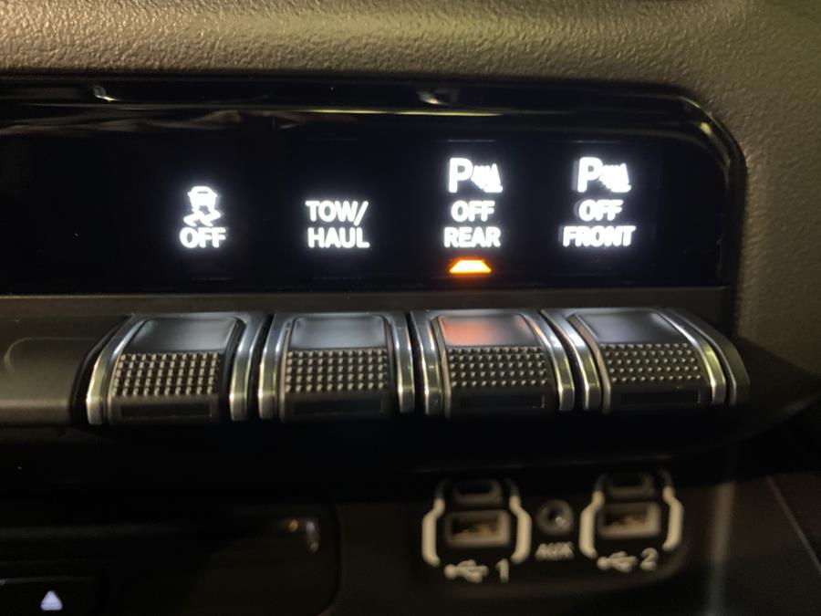 2019 RAM 1500 Sport 4x4 Crew Cab 5''7