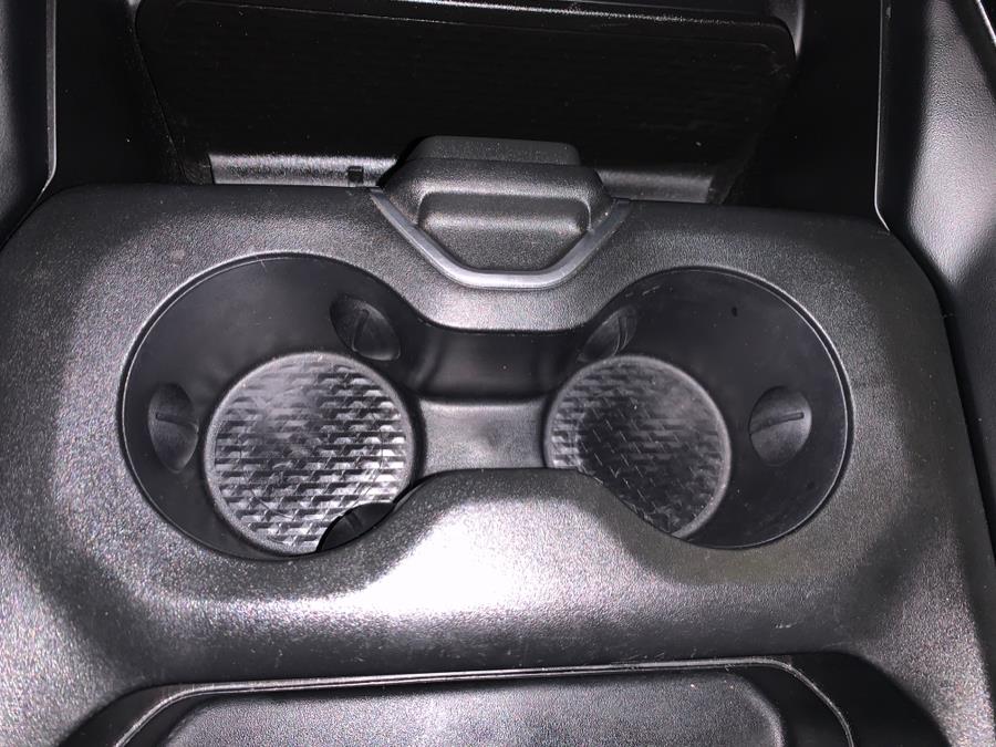 2019 RAM 1500 Sport 4x4 Crew Cab 5''7