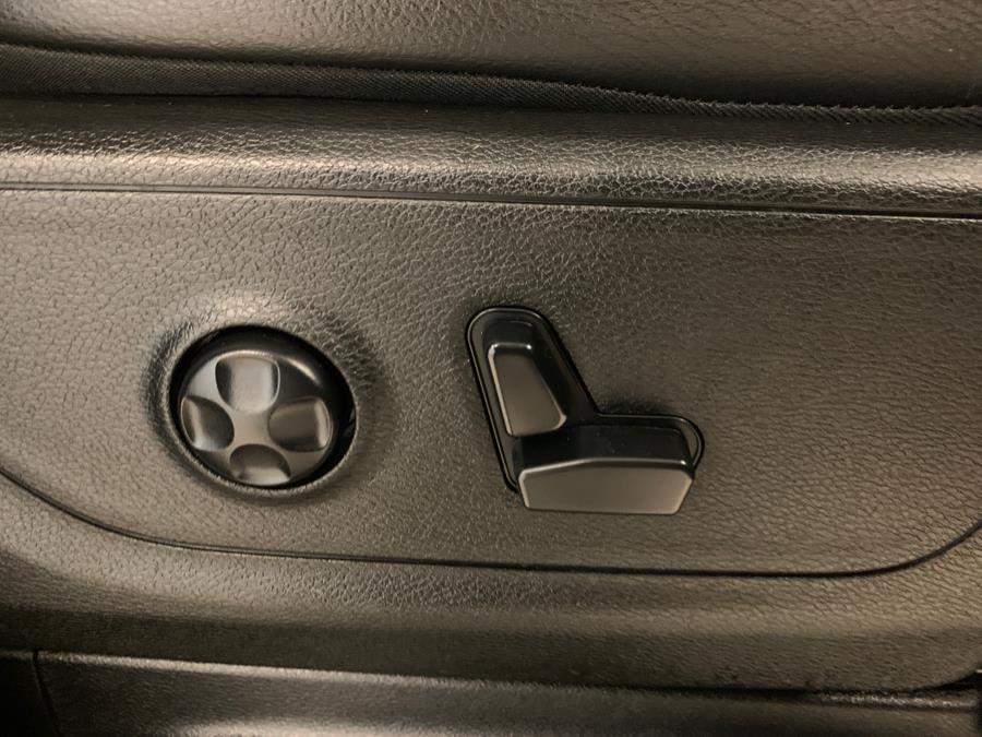 2019 RAM 1500 Sport 4x4 Crew Cab 5''7