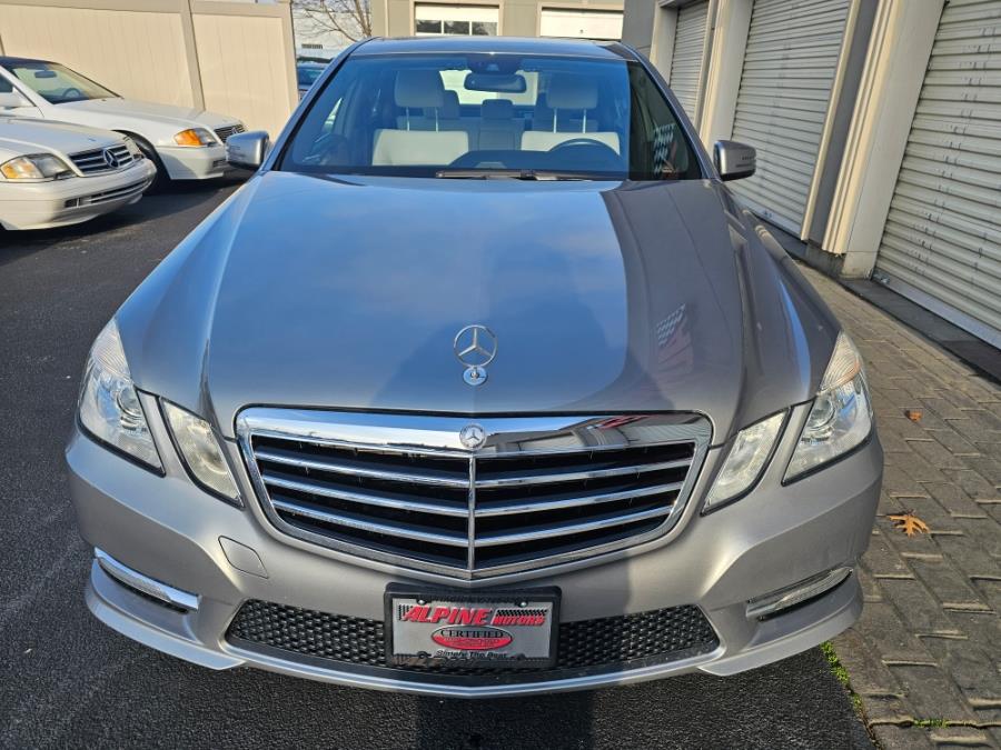 2012 Mercedes-Benz E-Class E350 4MATIC Luxury photo