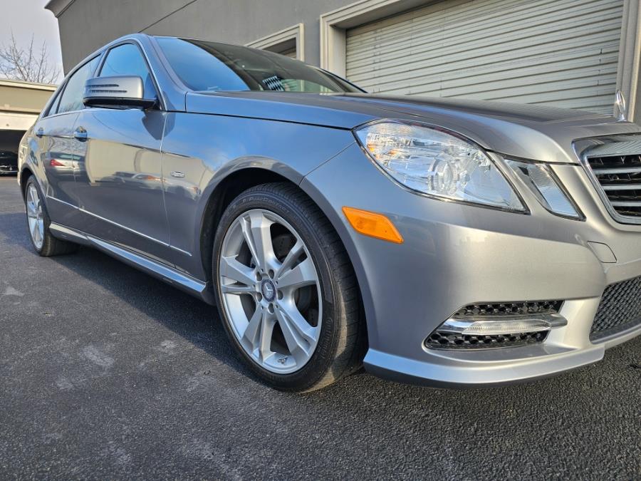 2012 Mercedes-Benz E-Class E350 4MATIC Luxury photo