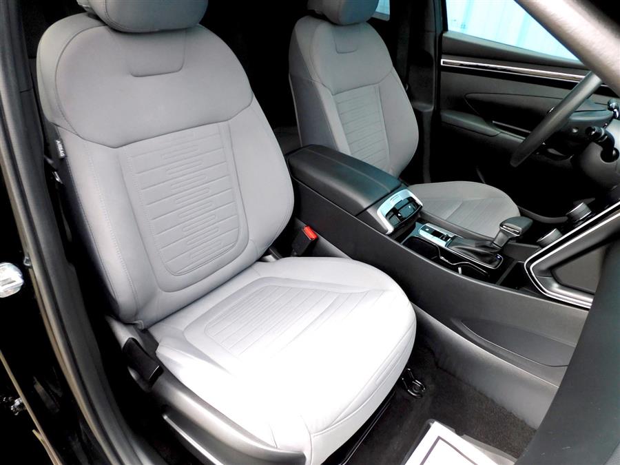2022 Hyundai Santa Cruz SEL AWD photo