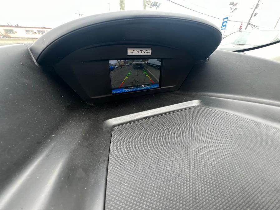 2017 Ford Escape SE 4WD photo