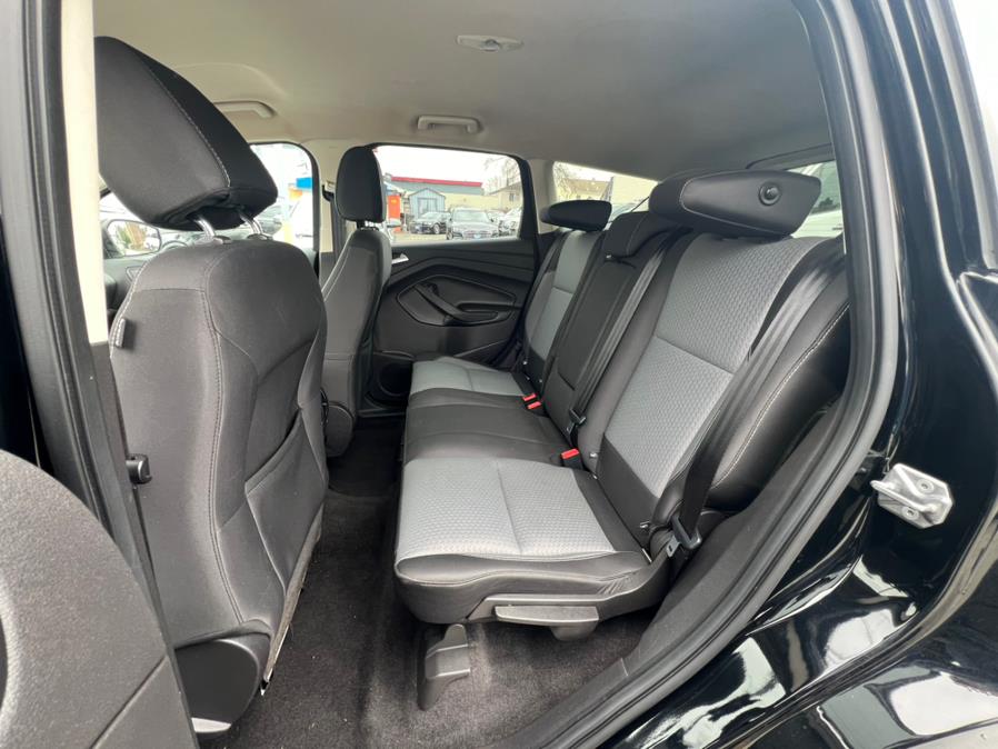 2017 Ford Escape SE 4WD photo