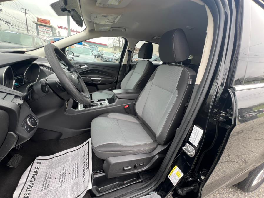 2017 Ford Escape SE 4WD photo