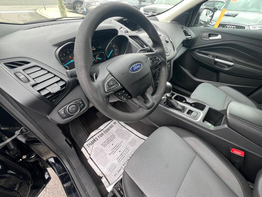 2017 Ford Escape SE 4WD photo