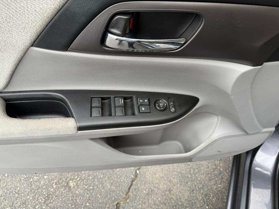2013 Honda Accord LX photo