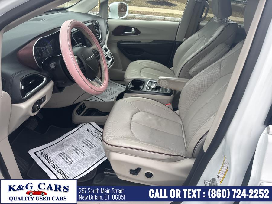 2020 Chrysler Pacifica Limited FWD photo