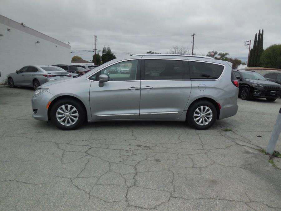 2019 Chrysler Pacifica Touring L FWD photo