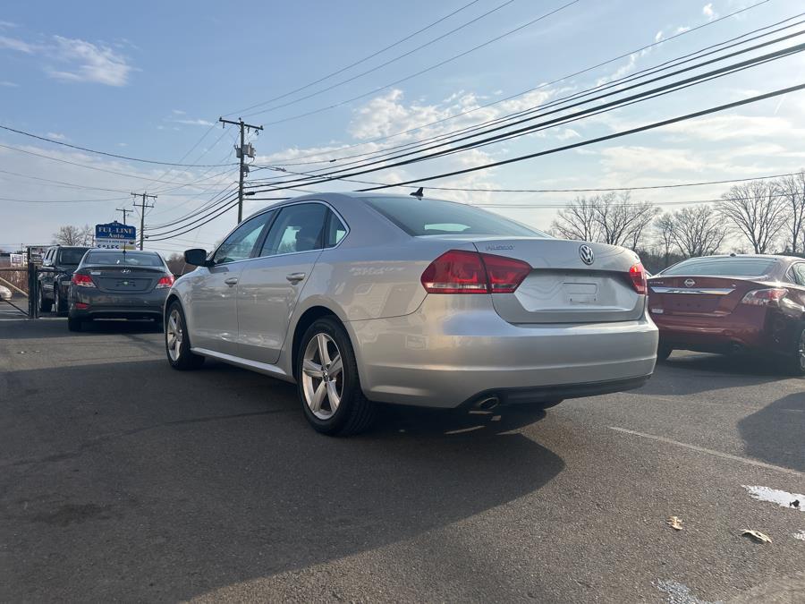 2013 Volkswagen Passat SE PZEV photo