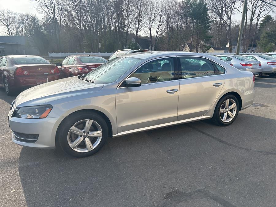 2013 Volkswagen Passat SE PZEV photo