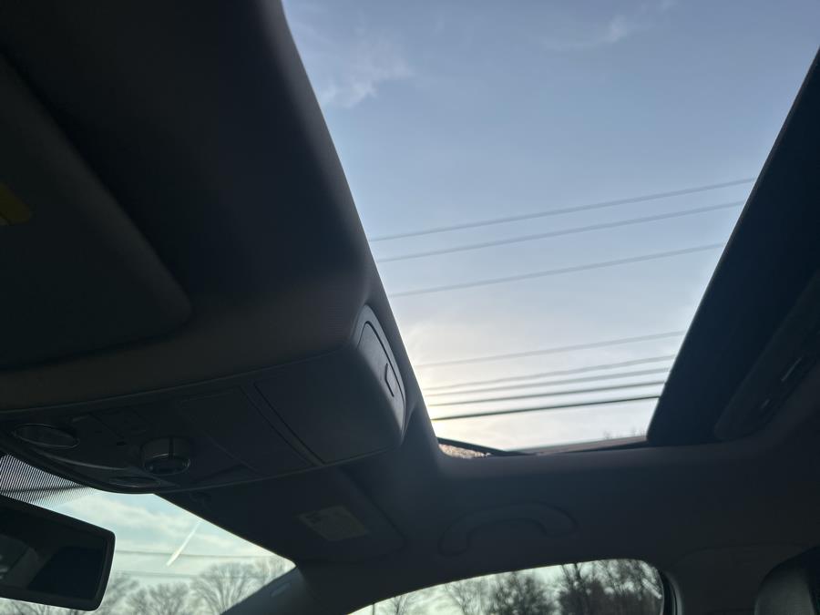 2013 Volkswagen Passat SE PZEV photo