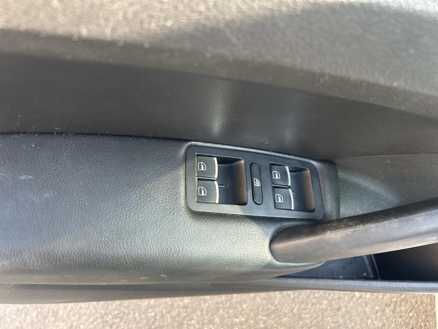 2013 Volkswagen Passat SE PZEV photo