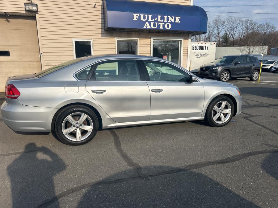 2013 Volkswagen Passat SE PZEV photo