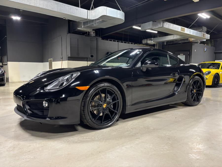 2016 Porsche Cayman 2dr Cpe photo