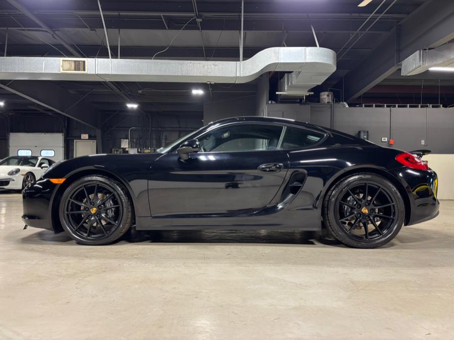2016 Porsche Cayman 2dr Cpe photo