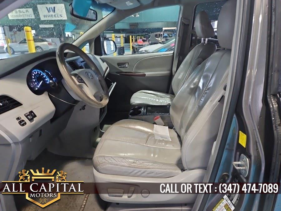 2011 Toyota Sienna XLE 8-Passenger photo