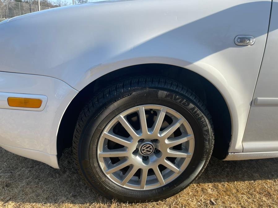 2003 Volkswagen Golf GLS TDI photo