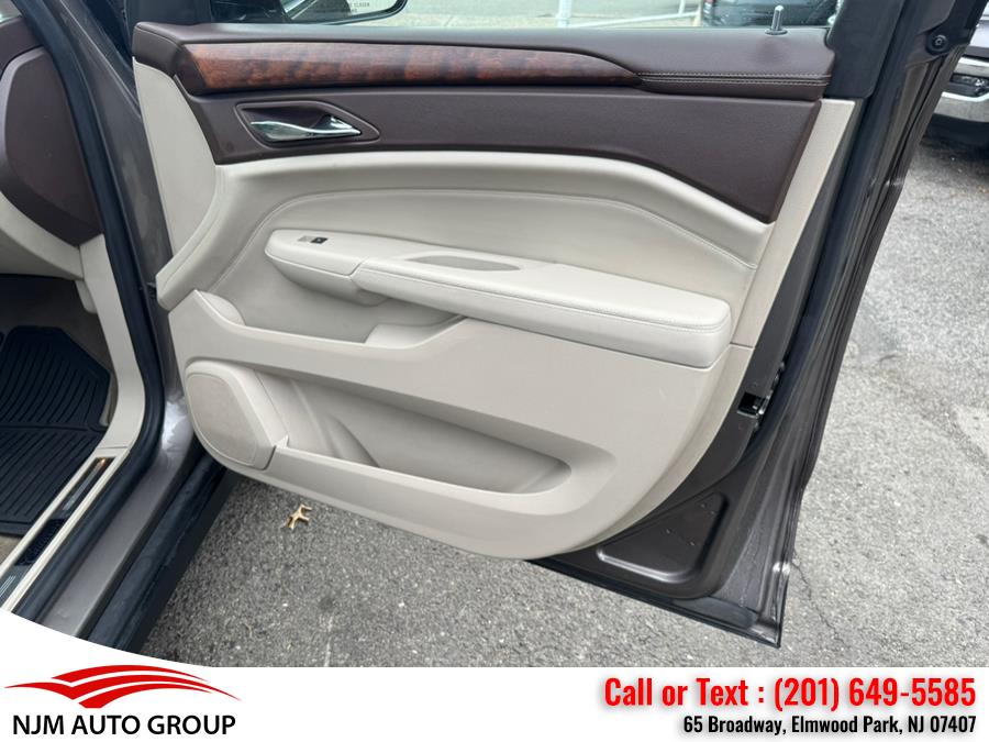 2011 Cadillac SRX Luxury Collection photo
