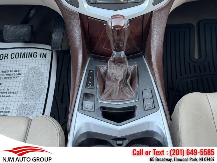 2011 Cadillac SRX Luxury Collection photo