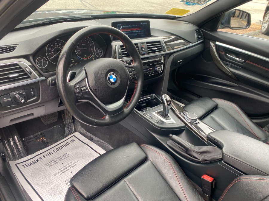 2017 BMW 3-Series 330i xDrive Sedan South Africa photo