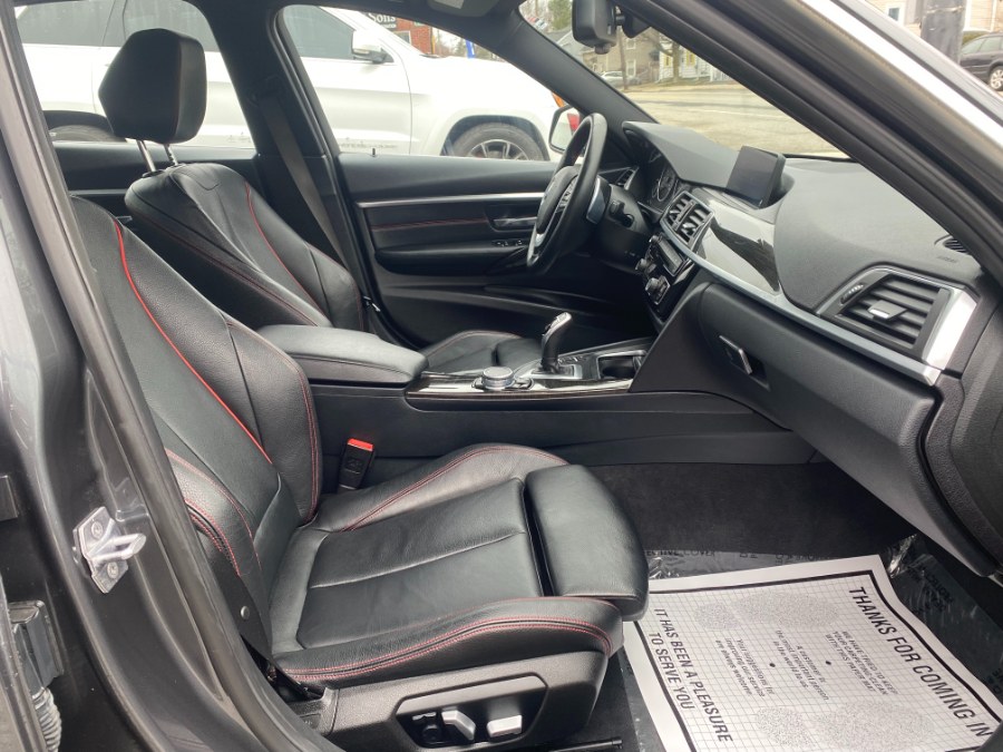 2017 BMW 3-Series 330i xDrive Sedan South Africa photo